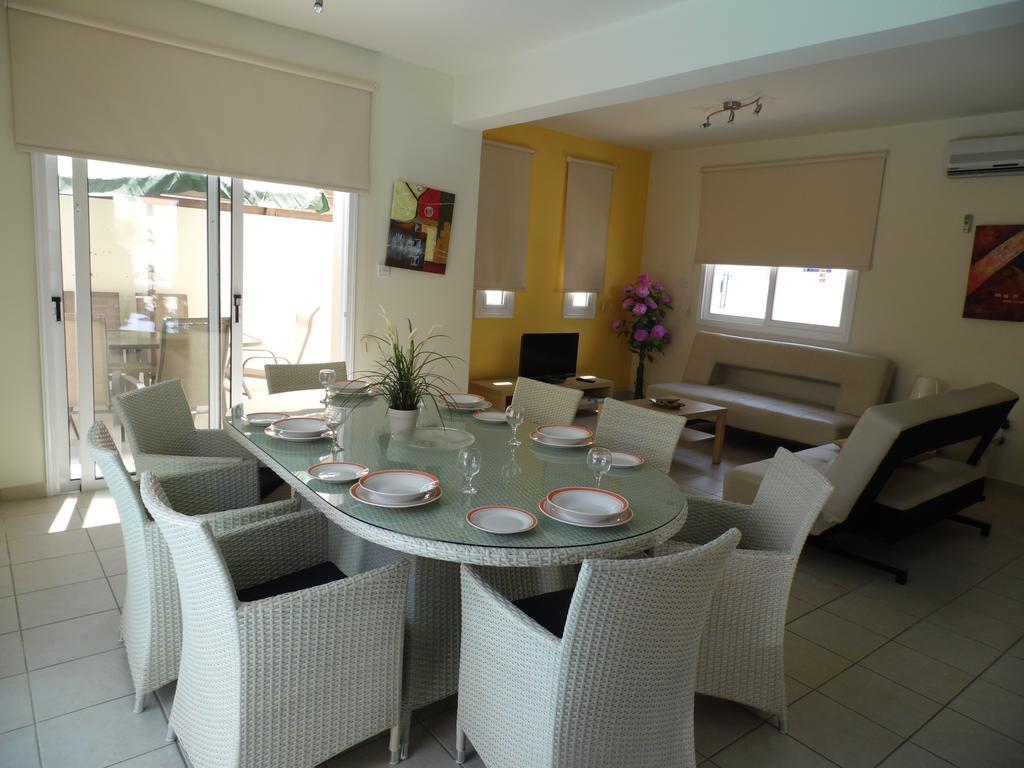 Villa Florie بروتاراس الغرفة الصورة